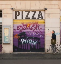 Consultor de e-commerce analiza las métricas de ventas en Amazon Italia para optimizar la estrategia de internacionalización de marcas españolas.
