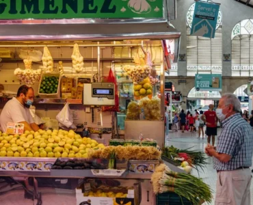 Pantalla de ordenador mostrando la plataforma de Correos Market para vendedores que buscan diversificar sus canales de venta online.