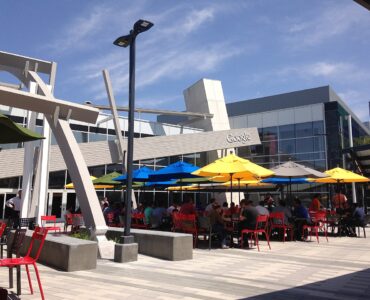 Sede central de Google Googleplex en Mountain View California campus exterior 2014